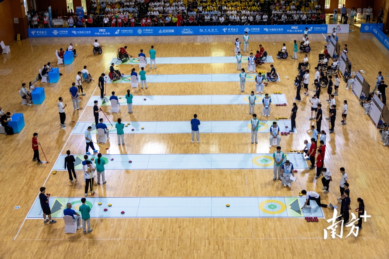 致敬每一位 致敬每一位