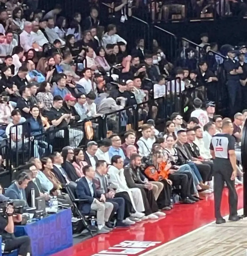 老板, iyWEv 老板, iyWEv