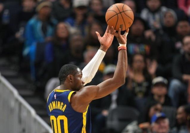 还有队内拥 还有队内拥